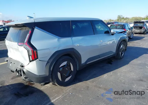 2024 Kia Ev9 Light Long Range z USA, uszkodzony, nr VIN KNDAB5S11R6037702